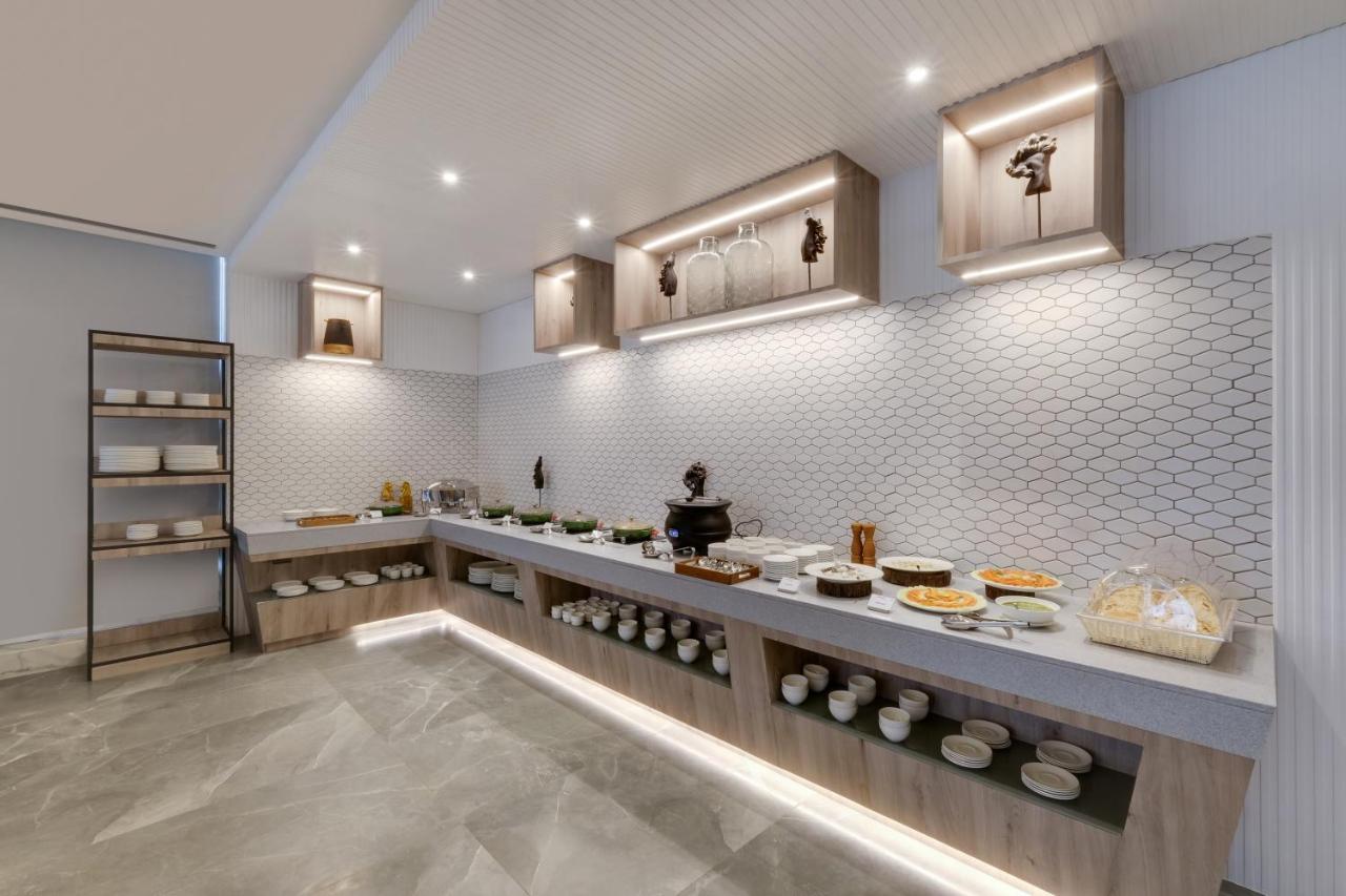 7 Apple Hotel Mahape, นาวีมุมไบ ภายนอก รูปภาพ